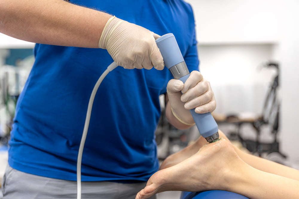 Shockwave therapy treatment for chronic heel pain and heel spurs